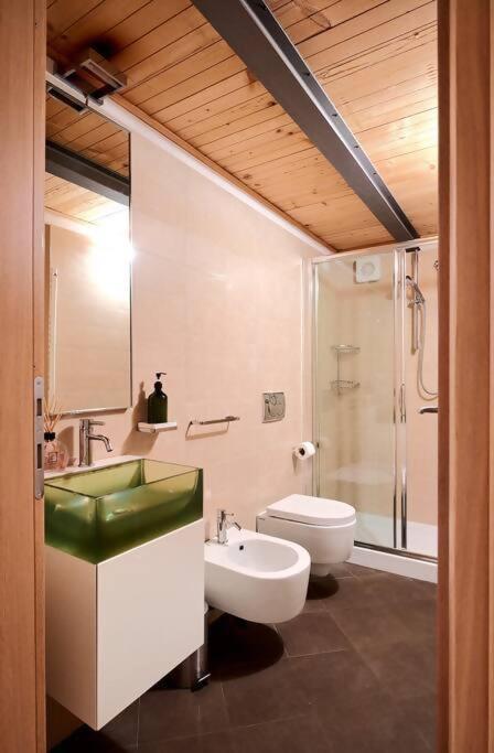 Johnny Suites Bergamo Alta Habitación foto