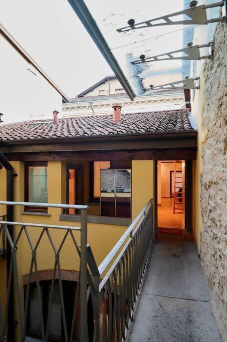 Johnny Suites Bergamo Alta Habitación foto