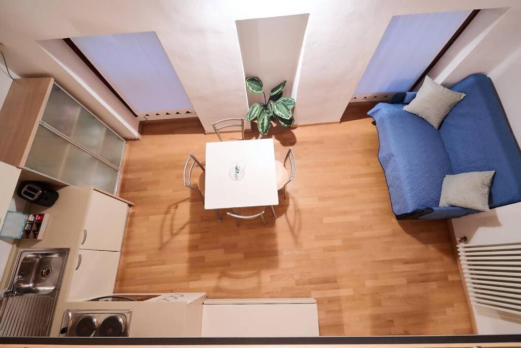 Johnny Suites Bergamo Alta Habitación foto