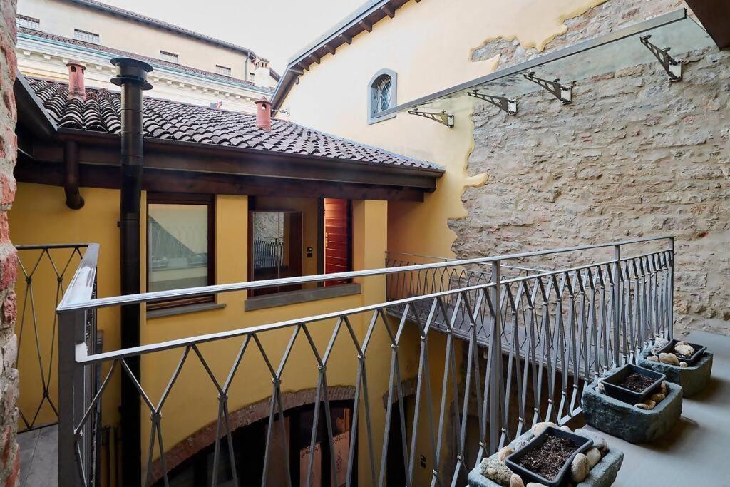 Johnny Suites Bergamo Alta Habitación foto