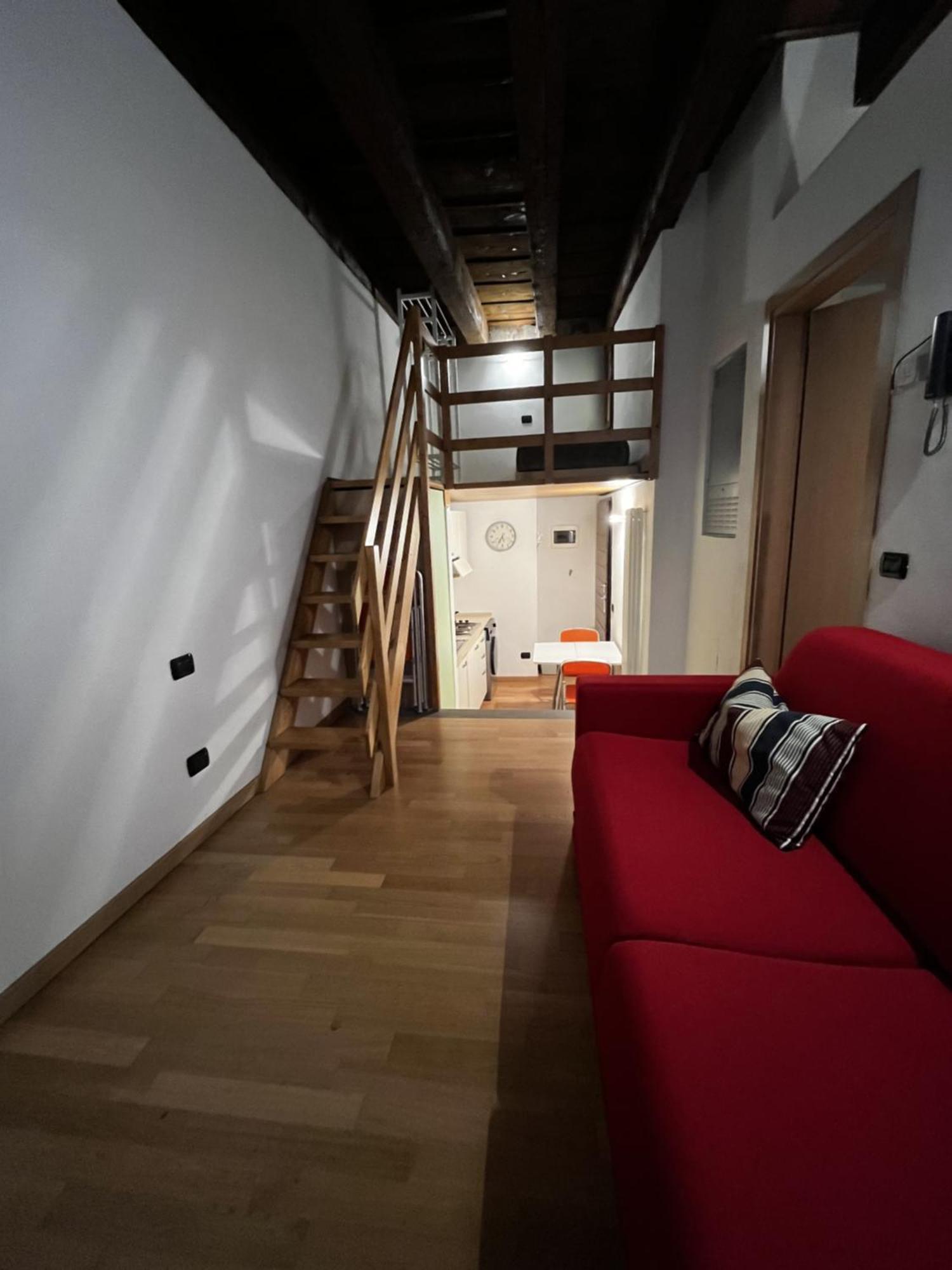 Johnny Suites Bergamo Alta Exterior foto
