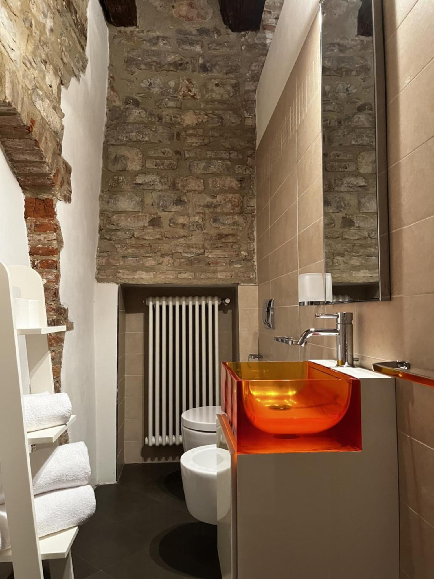 Johnny Suites Bergamo Alta Exterior foto