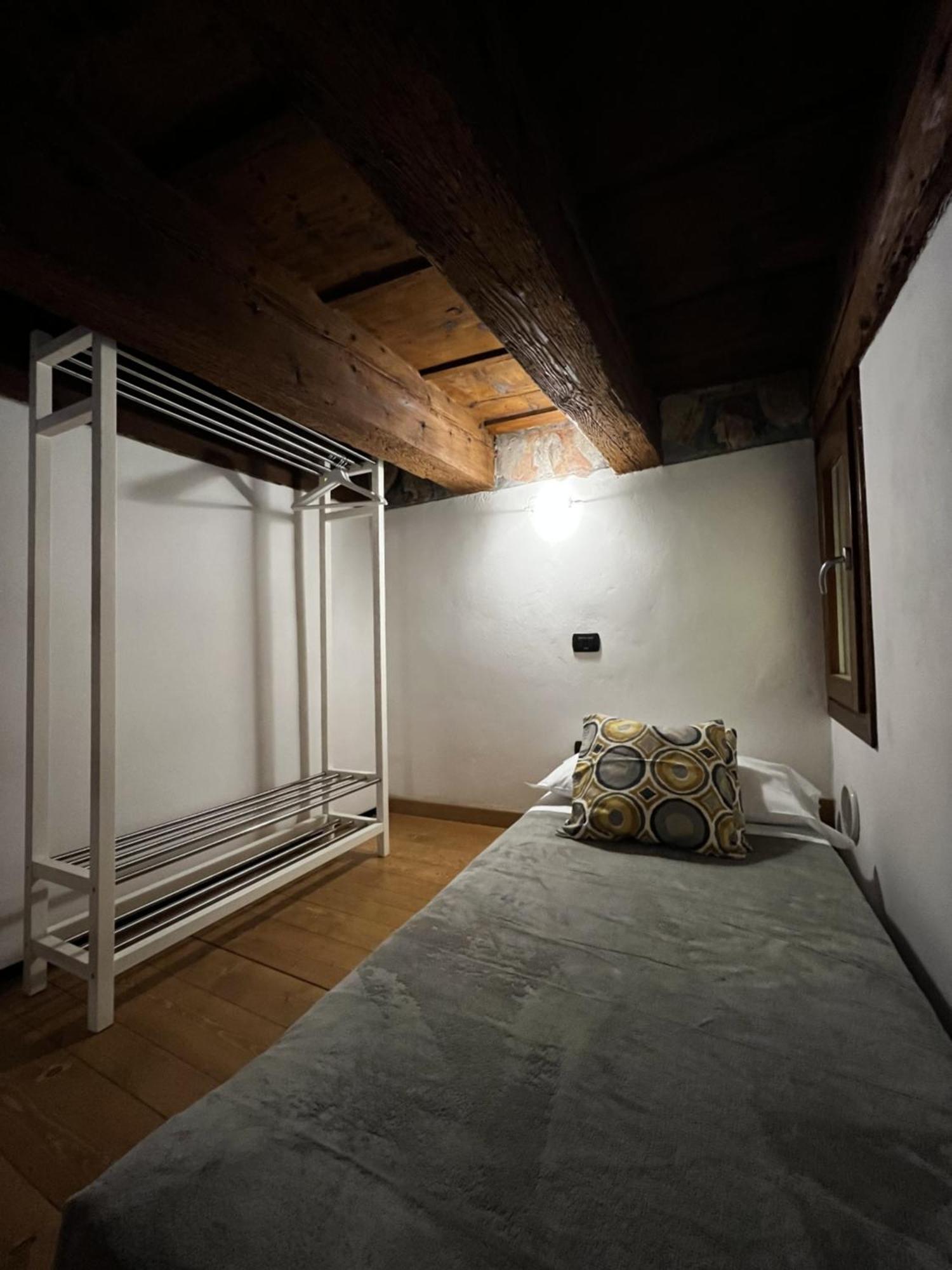 Johnny Suites Bergamo Alta Exterior foto