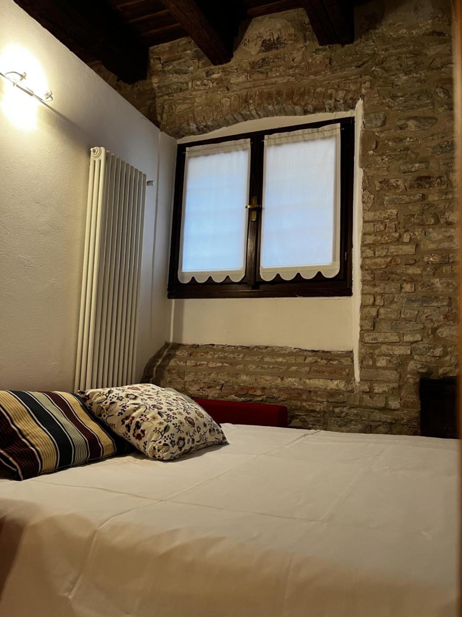 Johnny Suites Bergamo Alta Exterior foto